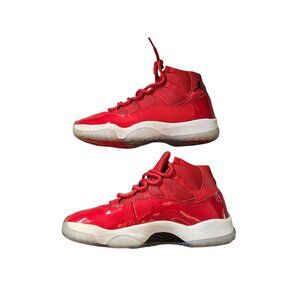 Jordan 11 Retro Win Like '96 2017 Size 9 Red Sneakers